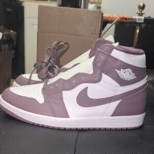 Nike Air Jordan 1 Retro High OG Mauve DZ5485-105 Men's 13 NWOB